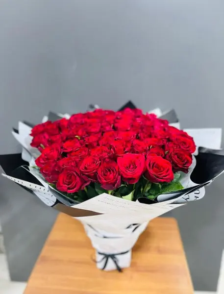 flowers hub - decor & flowers in Kuwait (1)