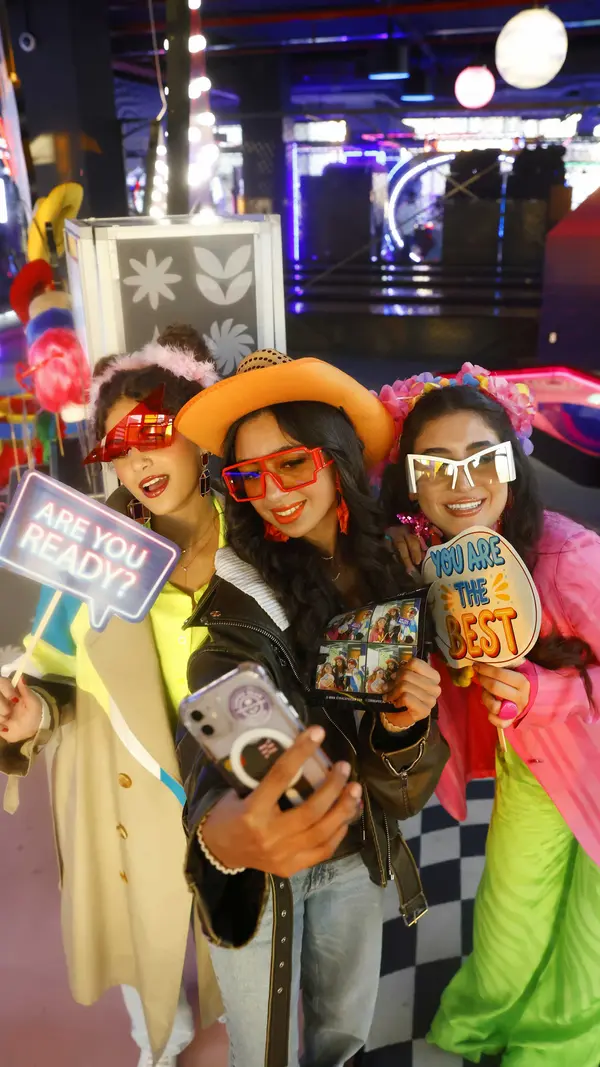 Strike a Pose - photo & video in Kuwait (6)