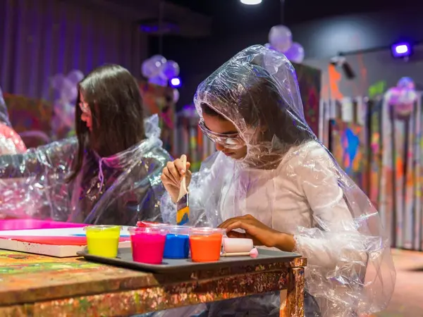 The Paint Corner Kuwait - entertainment for 50 guests in Kuwait (2)